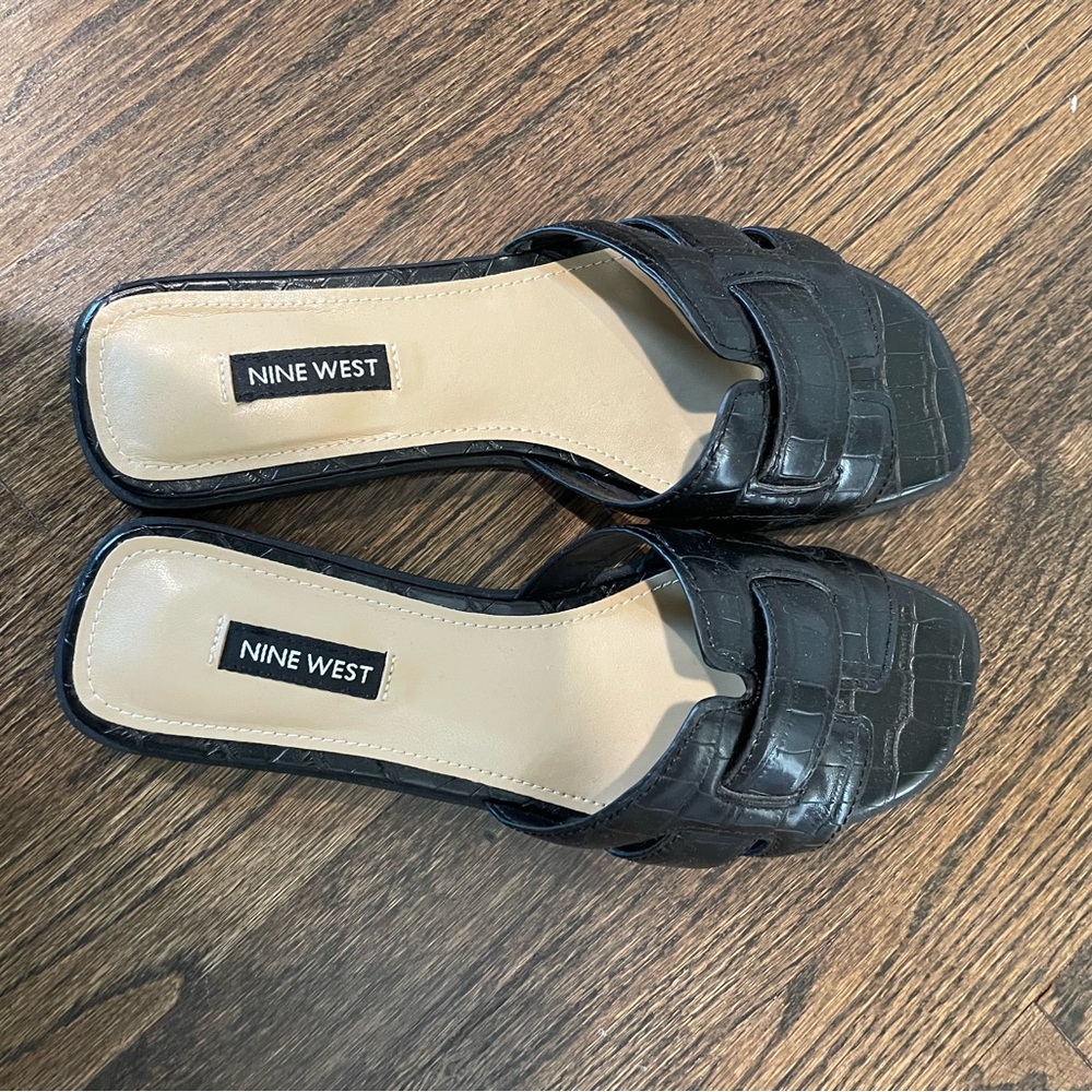 Nine West Black Croc-Embossed Mules